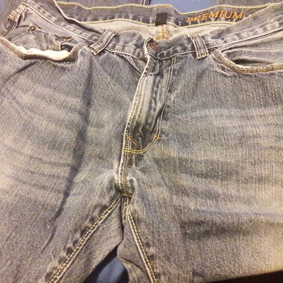 Gap - Premium Denim Boot Cut Jeans - Picture 3 of 8